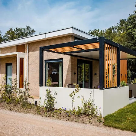 Nature Retreat With Sauna, Cleaning Included *