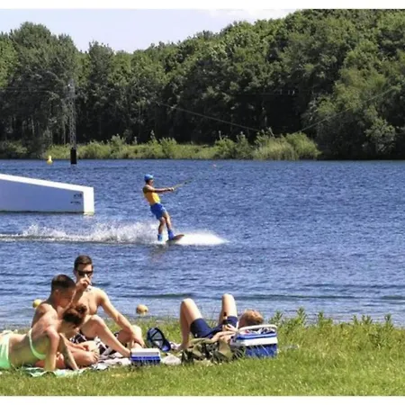 Nature Retreat With Sauna, Cleaning Included Voorthuizen