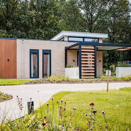 Nature Retreat With Sauna, Cleaning Included *